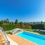 Вилла La Bastide Du Mazel