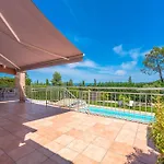 Вилла La Bastide Du Mazel *