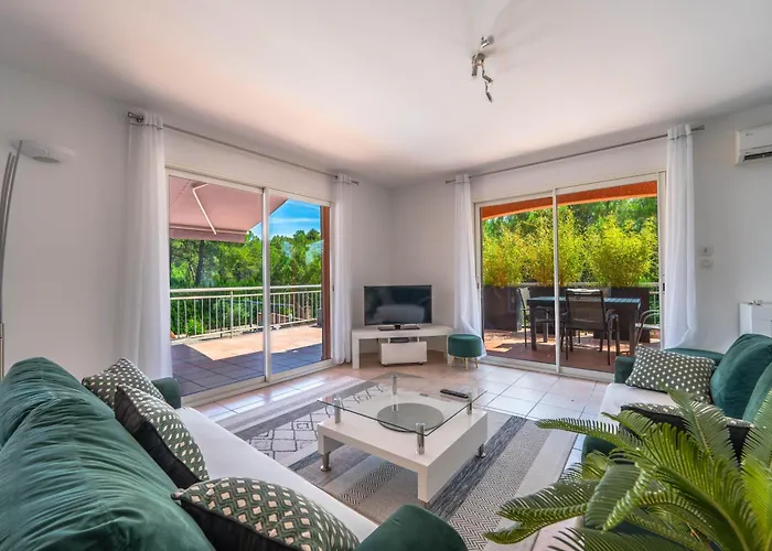 Villa La Bastide Du Mazel Banne